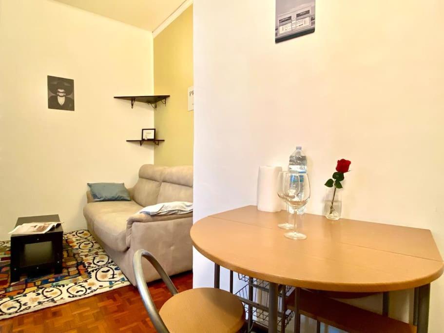 Apartament • Cozy House • 10 Min Rho Fiera Mediolan Zewnętrze zdjęcie